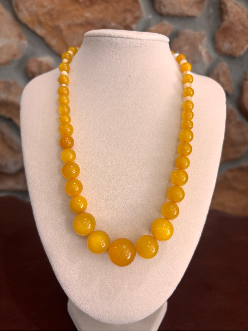 Vintage apple juice Bakelite necklace